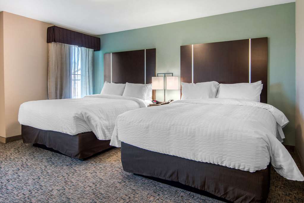 Clarion Inn & Suites Atlanta Downtown - photo 14