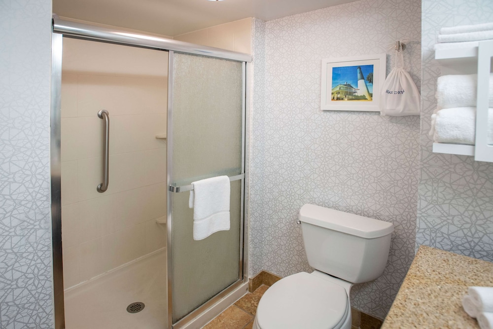 Hampton Inn Pensacola Airport - photo 42