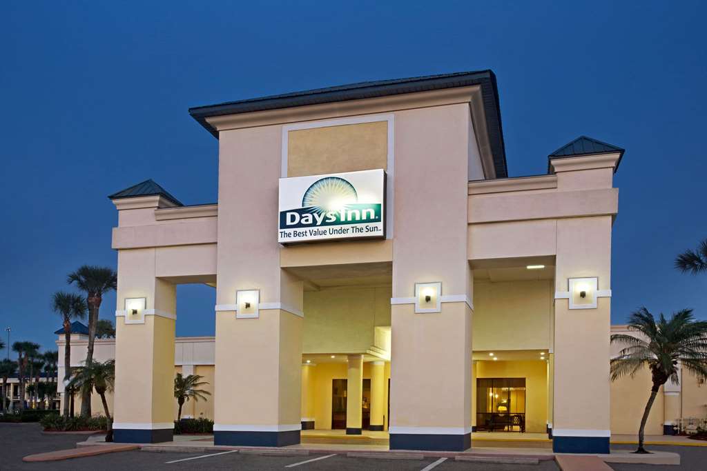 Days Inn by Wyndham Orlando Airport Florida Mall - photo 2