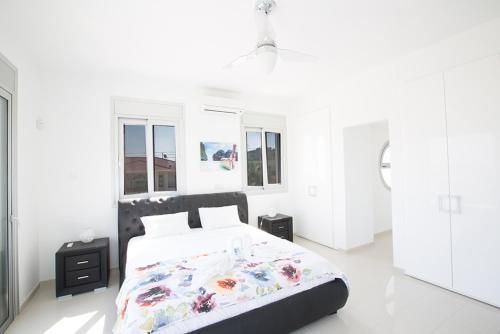 Protaras Fig Tree Bay House