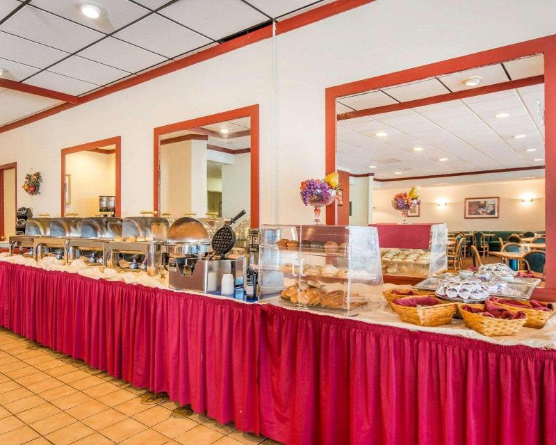 Clarion Inn And Events Center Pueblo North - photo 42