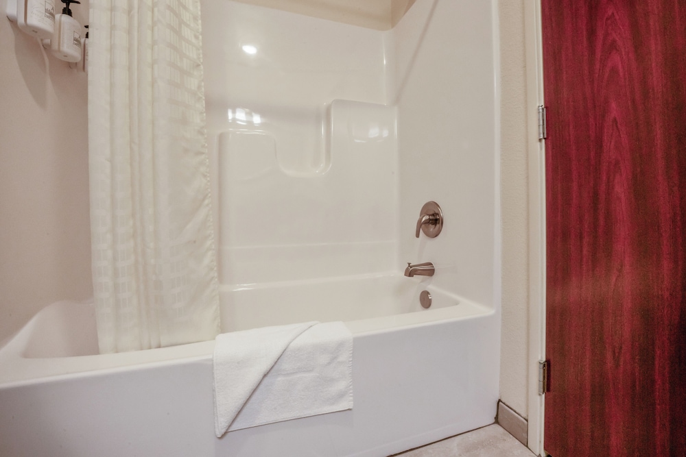 Cobblestone Inn & Suites Boise City - photo 30
