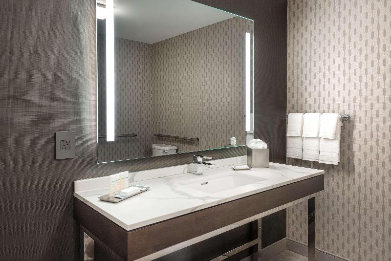 Hilton Garden Inn Hanover Lebanon - photo 95