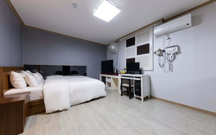 Daejeon Yongjeon Sol b in Daejeon, South Korea