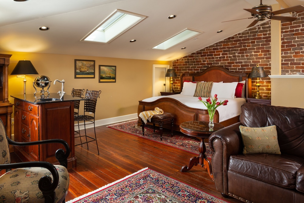 The Inn on West Liberty - photo 13