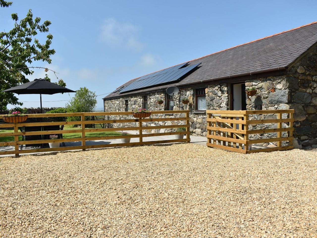 Bryn Derw - carbon neutral hotel in Caernarfon
