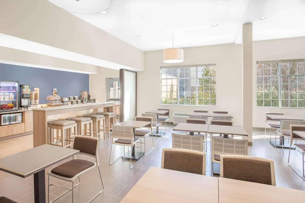 Microtel Inn & Suites by Wyndham Ocean City - photo 15