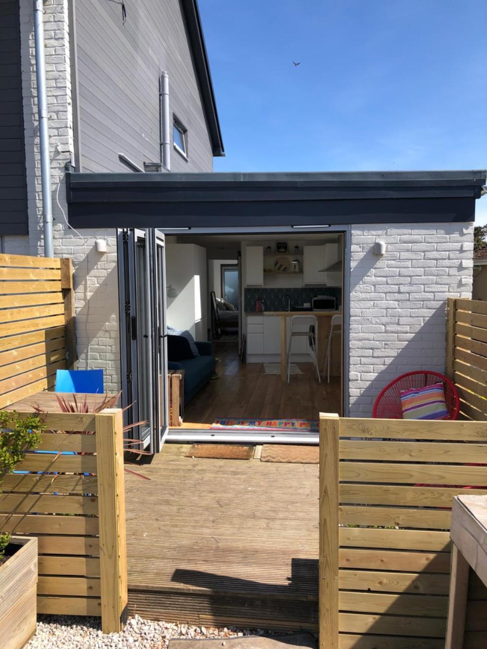 The Shack — 4-Star Luxury Hotel in East Wittering, United Kingdom