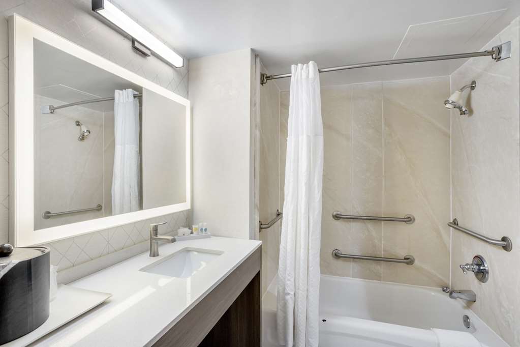 Comfort Inn & Suites Voorhees Mt. Laurel - photo 12