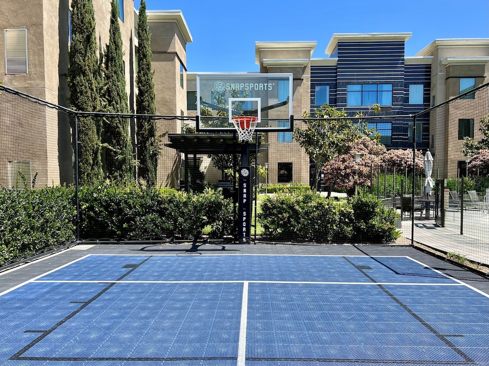 Holiday Inn Carlsbad by IHG - photo 43
