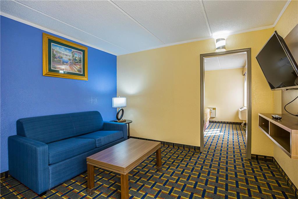 Quality Inn & Suites near Six Flags East - photo 21