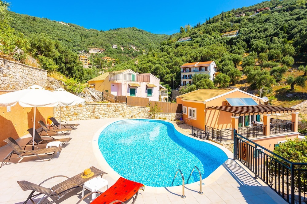 Villa Konstantinos Large Private Pool Walk to Beach Sea Views A C Wifi 354 — 4-Star Luxury Hotel in Corfu, Greece