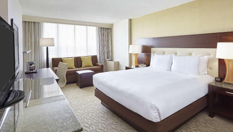 DoubleTree by Hilton Washington DC Crystal City - photo 80