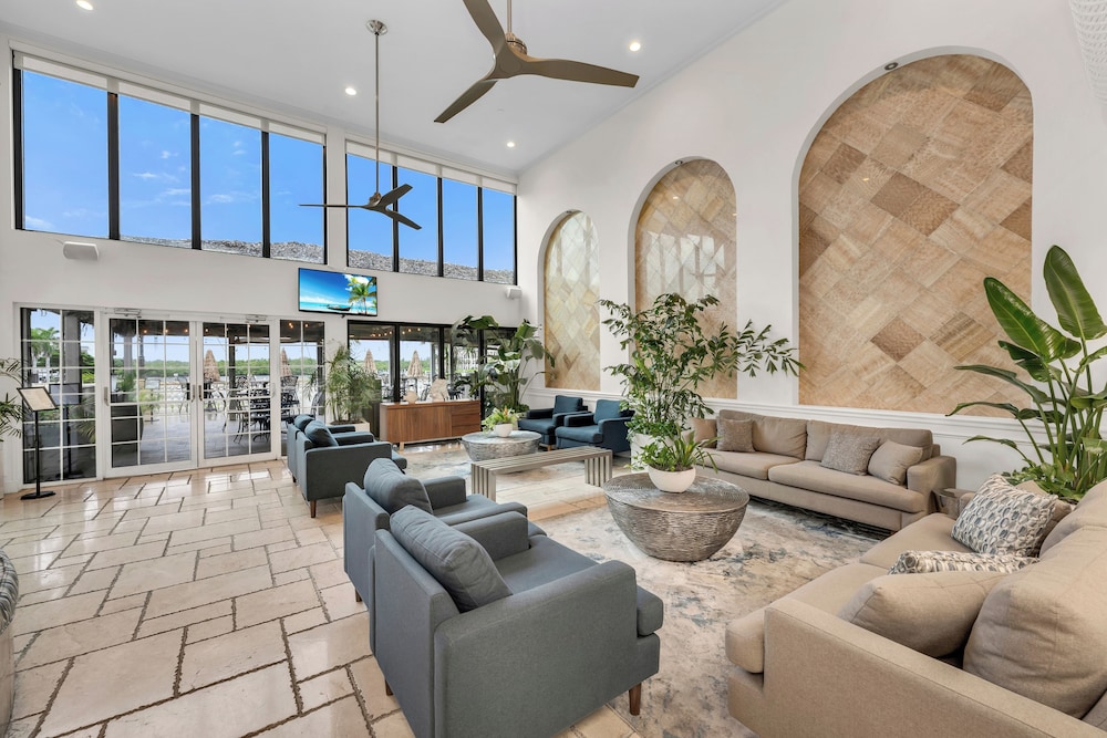 Bayfront Inn Fifth Avenue - photo 3