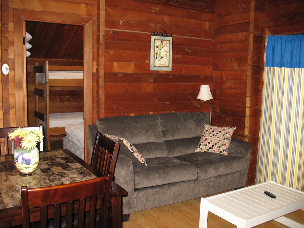 Forest Lake RV & Camping Resort - photo 6