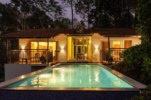 Tealawn Pool Villa Munnar — 4-Star Luxury Hotel in Munnar, India