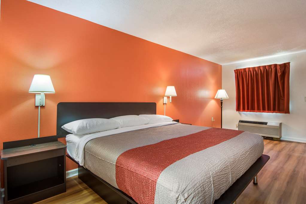 Motel 6 Warner Robins GA - photo 13