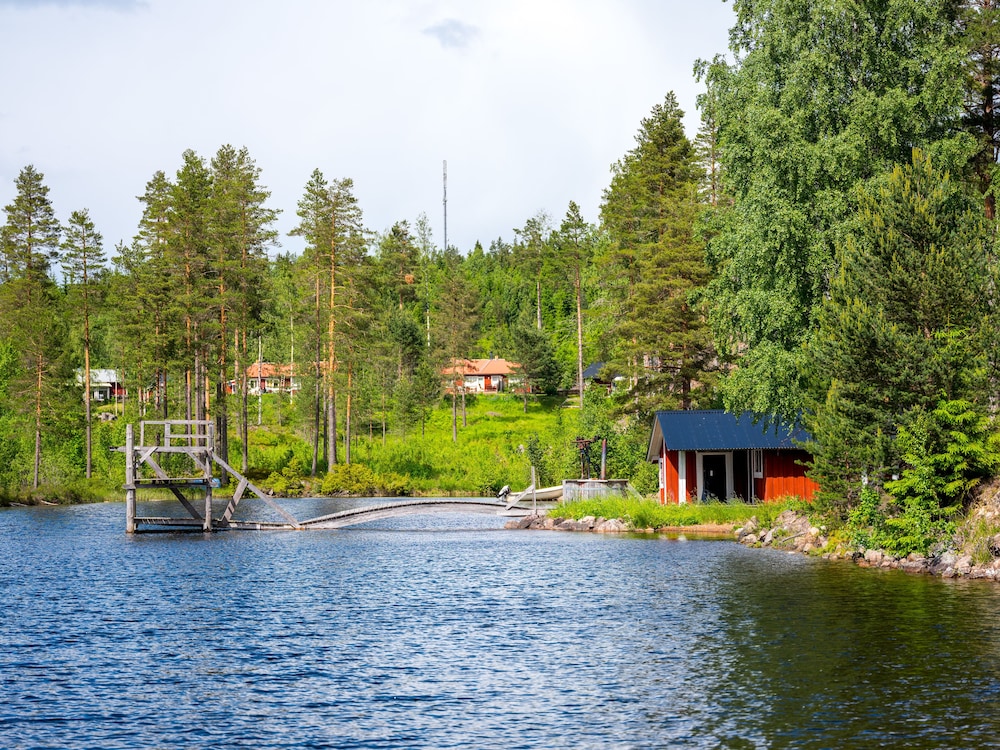 Rämsbyns fritidsby nära Romme Alpin — 4-Star Luxury Hotel in Borlaenge, Sweden