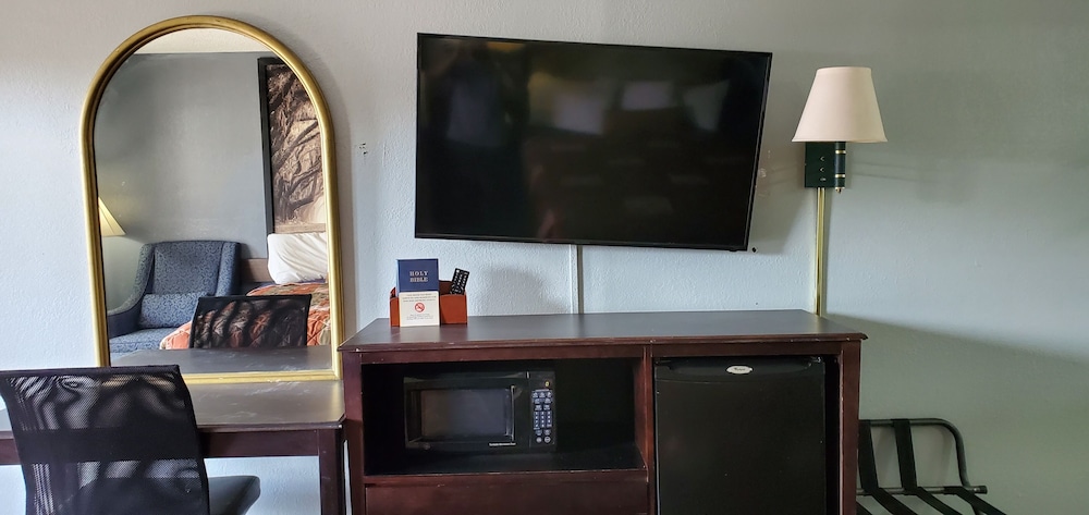 Palmetto Inn - photo 16