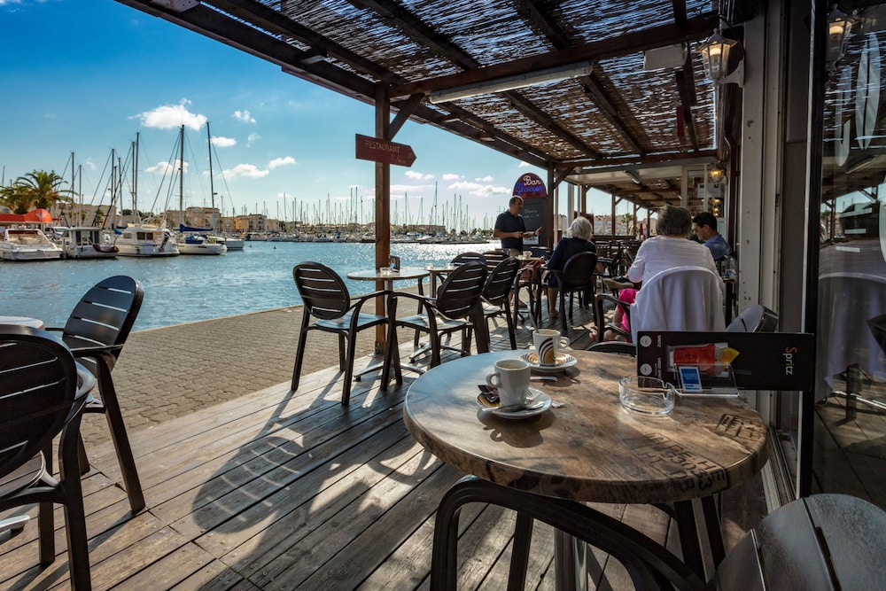 Hotel Port Beach in Gruissan, France