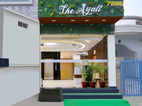 Hotel Laxmi Heights - carbon neutral hotel in Rishikesh