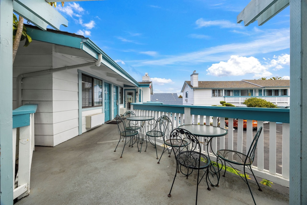 Arbor Inn Monterey - photo 29