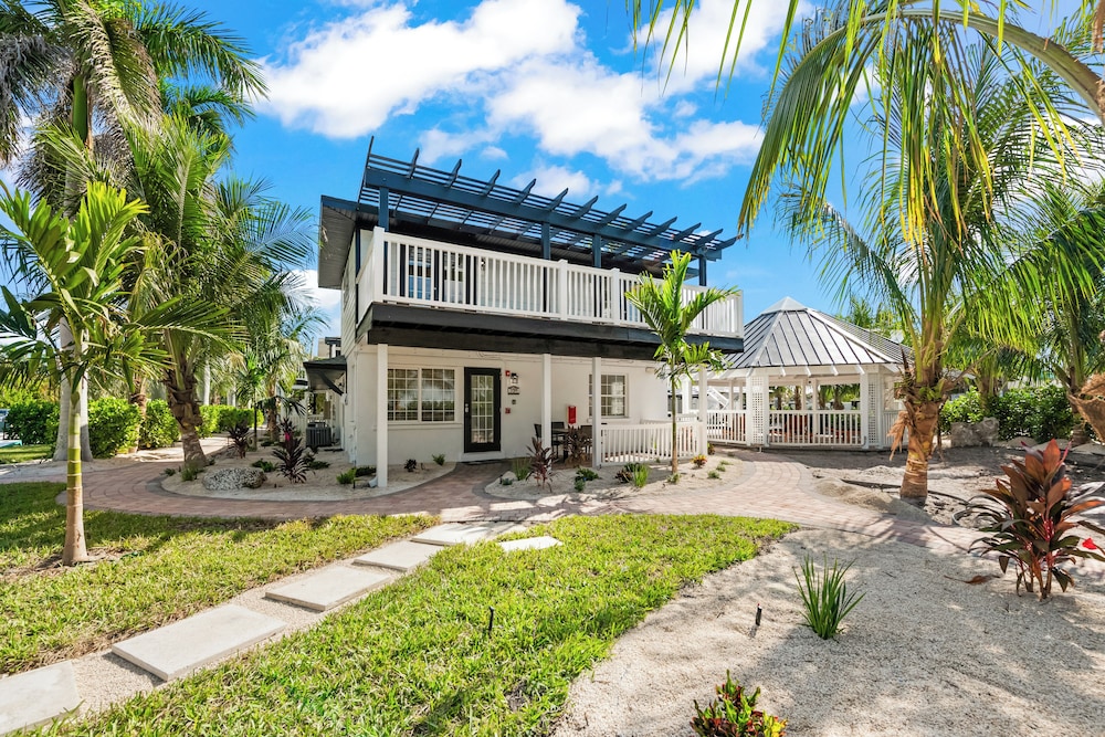 Tropic Isle Beach Resort - photo 12