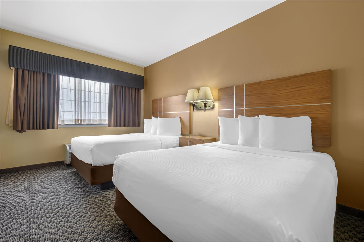 Best Western Plus Shamrock Inn & Suites - photo 32