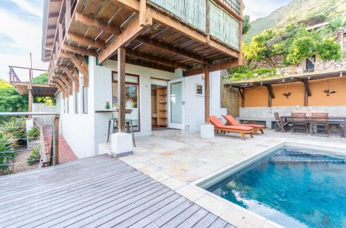 St James Pool Cottage