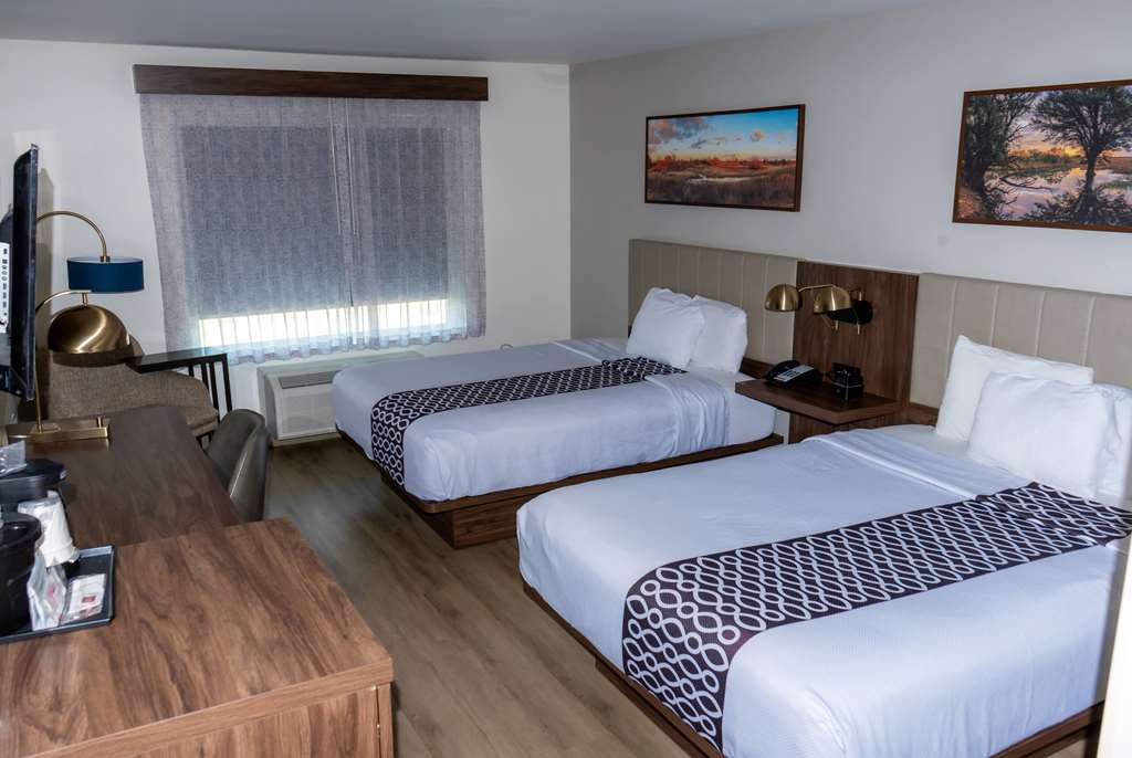 La Quinta Inn & Suites by Wyndham Dallas Mesquite - photo 33