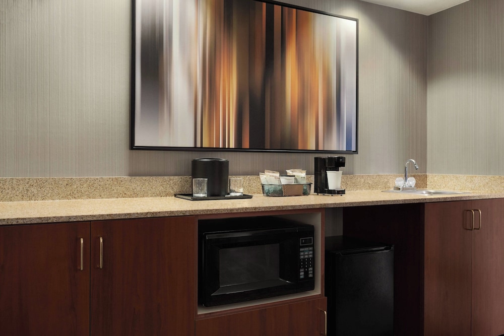 Courtyard by Marriott Salinas Monterey - photo 11