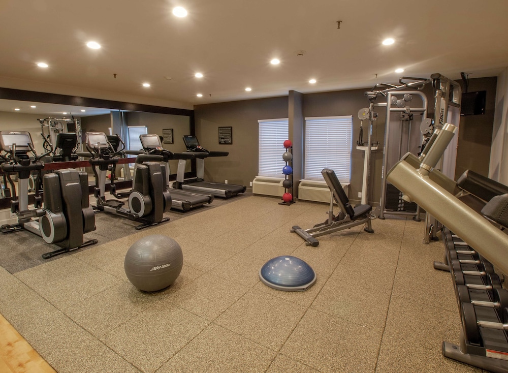 DoubleTree by Hilton Hotel Buffalo Amherst - photo 30