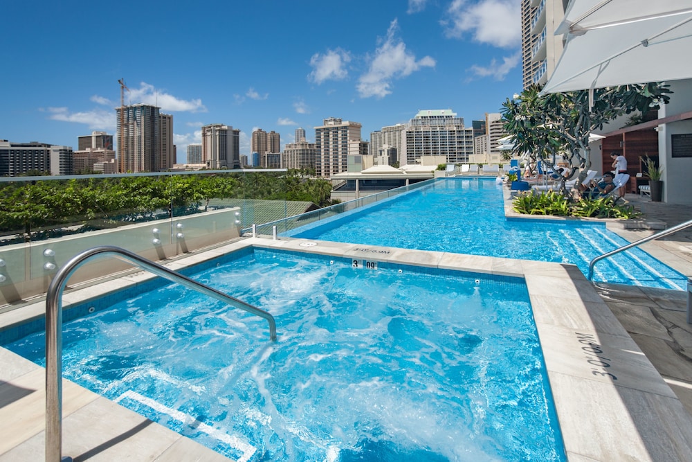 The Ritz Carlton Residences by Real Select Vacation - featured photo