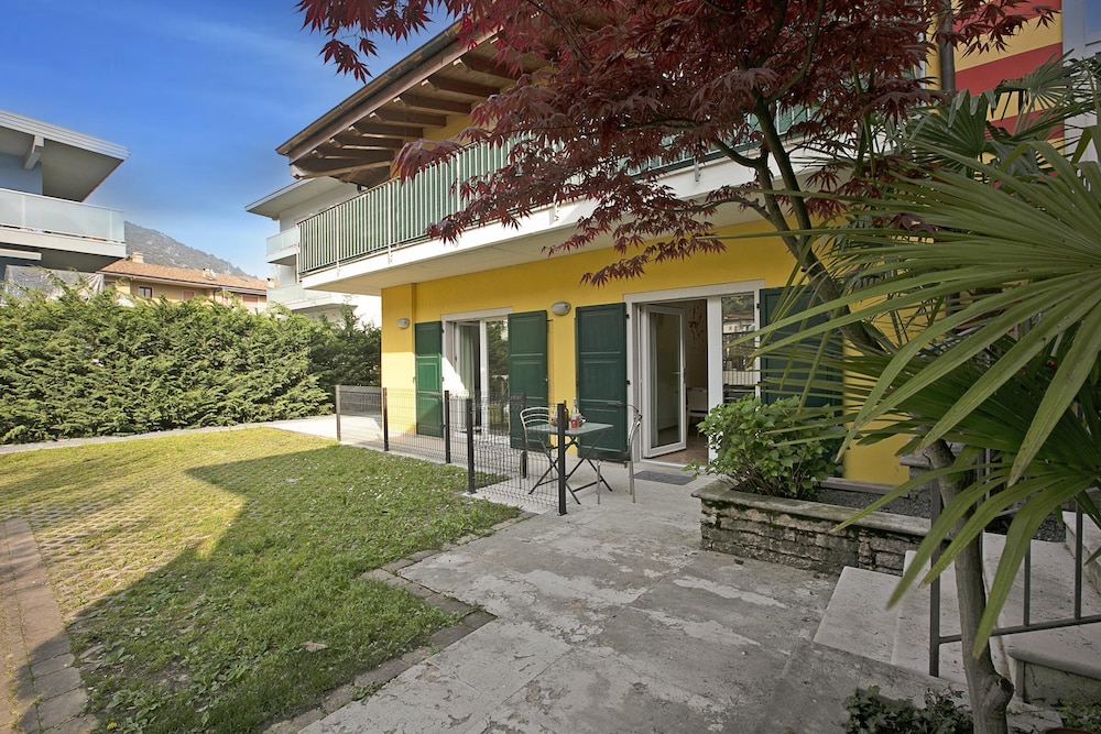 Star Apartment in Arco — 4-Star Luxury Hotel in Arco, Italy