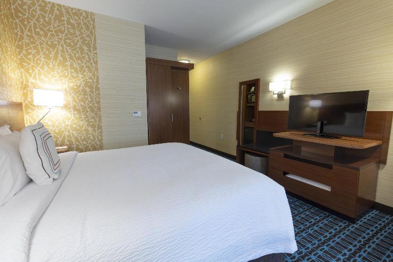 Fairfield Inn & Suites by Marriott Atlanta Woodstock - photo 18