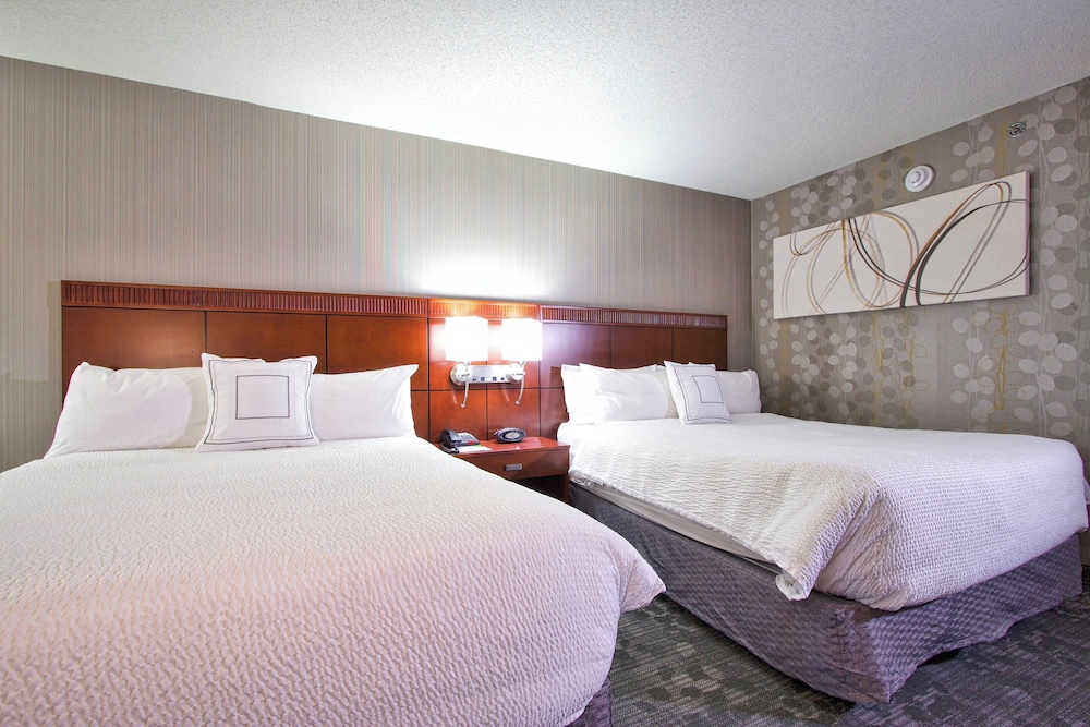 Courtyard by Marriott Blacksburg - photo 5