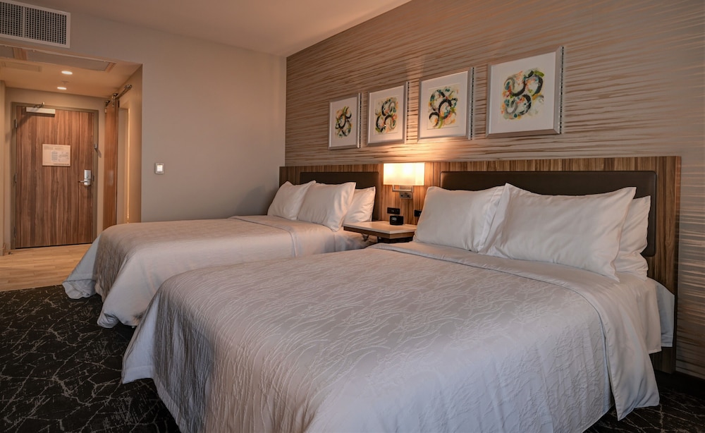Hilton Garden Inn Anaheim Resort - photo 6