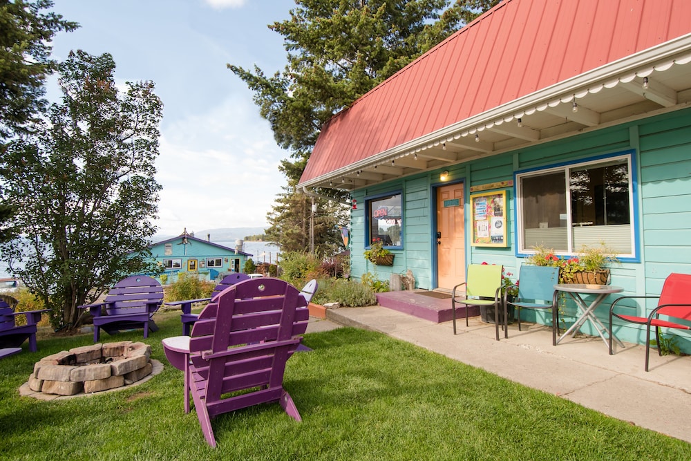 The Islander Inn - carbon neutral hotel in Bigfork