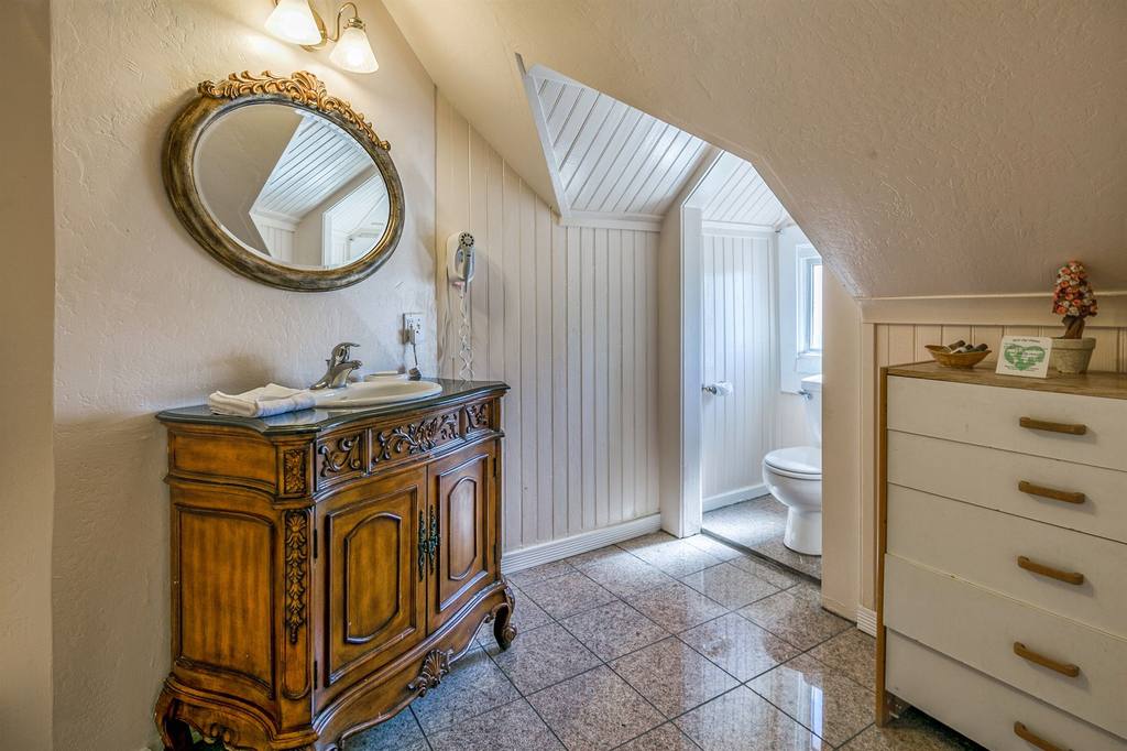 Rose Garden Inn - photo 22