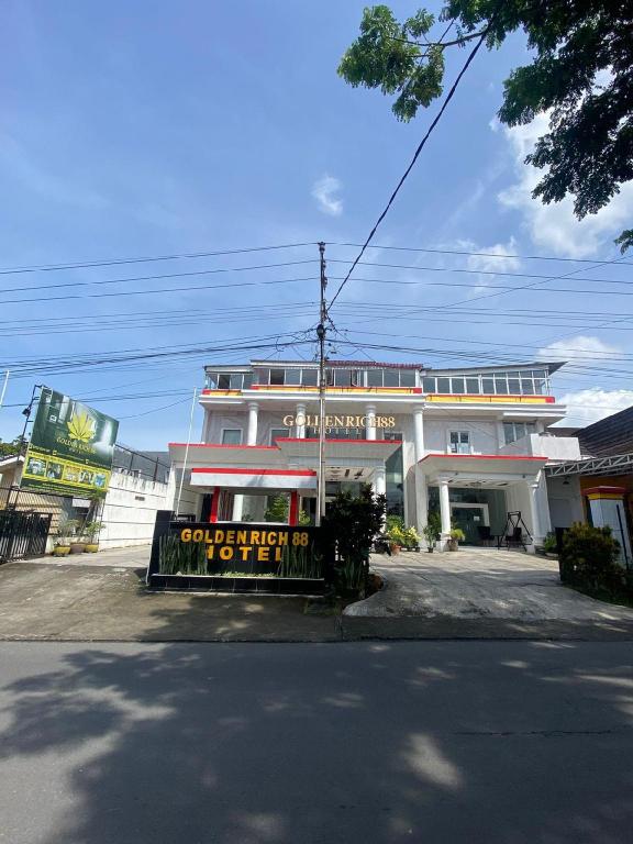 Golden Rich 88 Hotel Bengkulu in Bengkulu, Indonesia