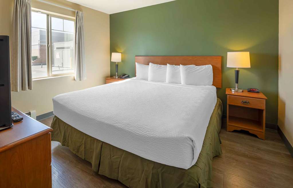 Aviator Suites Hotel by Aspen Hotels - photo 40