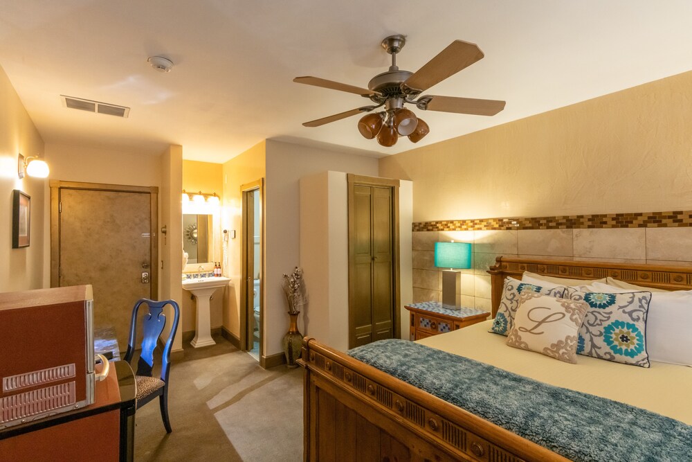 Luxx Plaza Hotel - photo 29