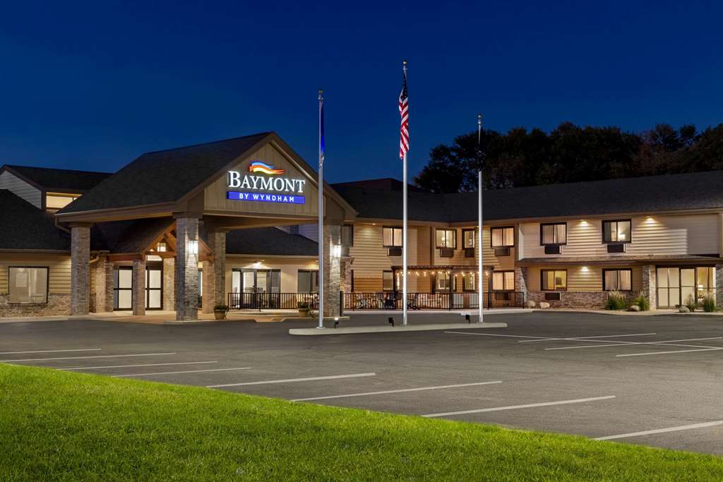 Baymont by Wyndham Owatonna - photo 4