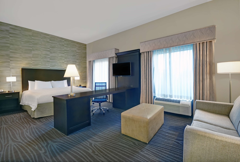 Hampton Inn & Suites Robbinsville - photo 23