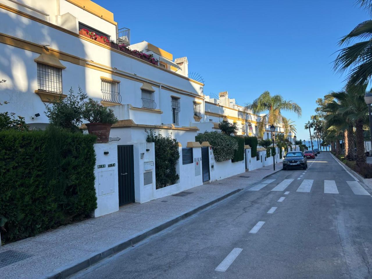 Marbellamar Miss Tita — Marbella