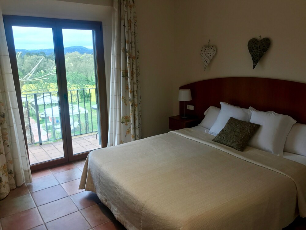 Mas Duc - carbon neutral hotel in Brunyola