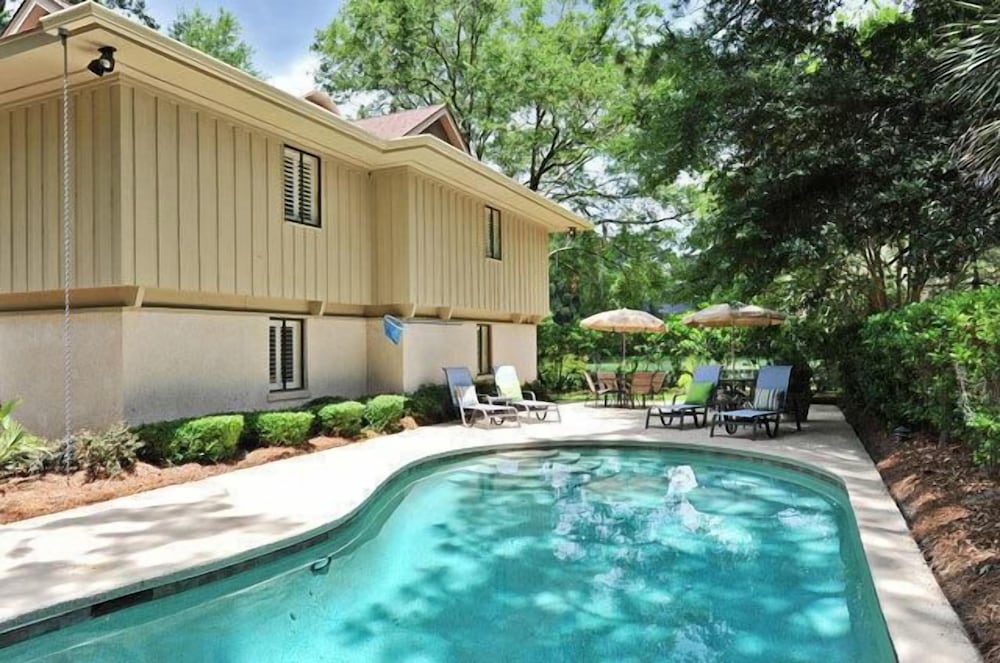 42 N. Sea Pines Drive at the Sea Pines Resort - photo 6