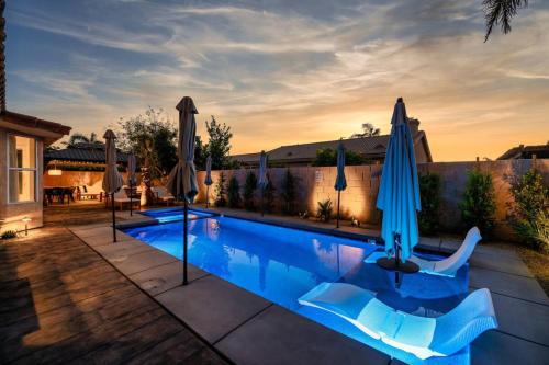 The Crescendo Stylish Modern Pool Home — 4-Star Luxury Hotel in Indio, United States