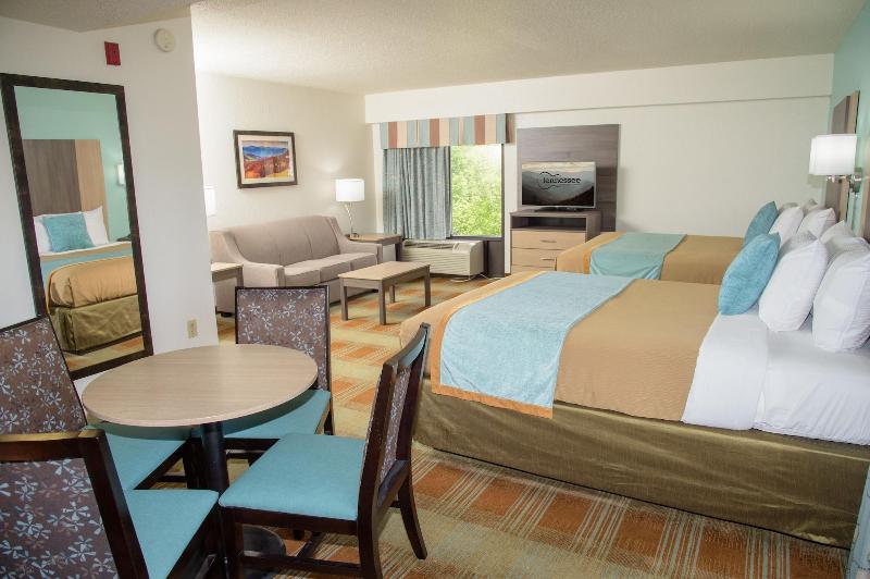 Pigeon River Inn - photo 96