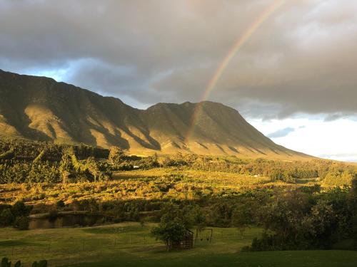 Hemel en Aarde cottages - last minute hotel in Hermanus